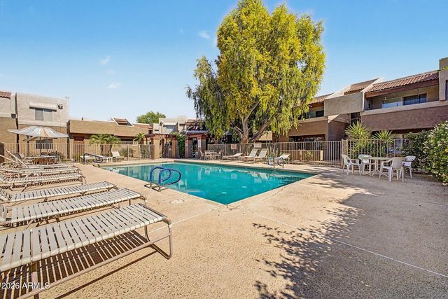 4554 E PARADISE VILLAGE Parkway 156, Phoenix, AZ 85032