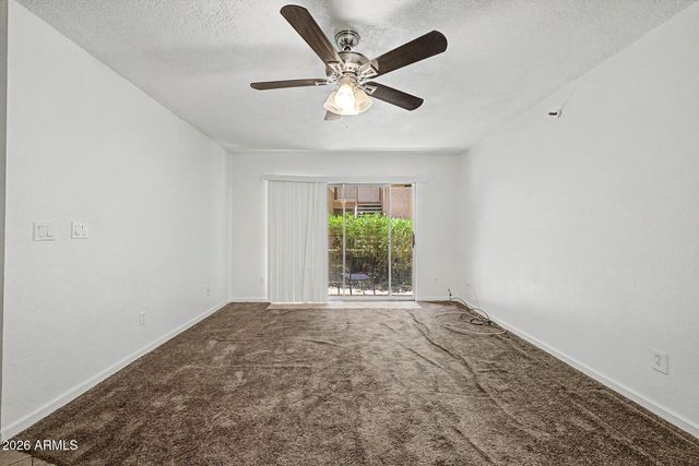 4554 E PARADISE VILLAGE Parkway 156, Phoenix, AZ 85032