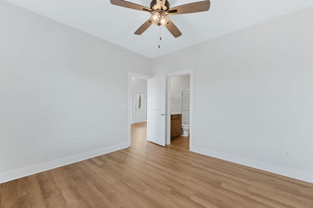 504 E Harper St, Valley Center, KS 67147