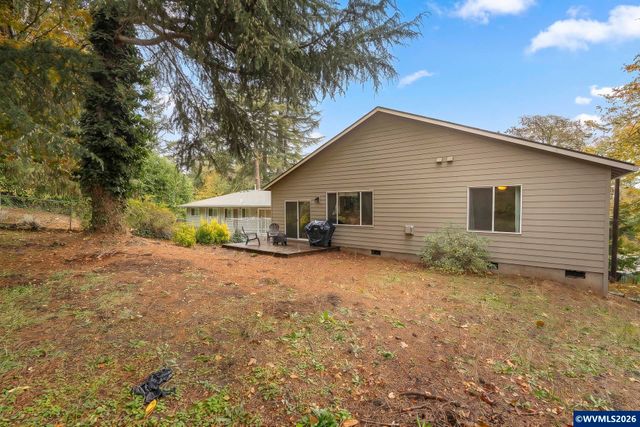 545 Cascade Dr NW, Salem, OR 97304
