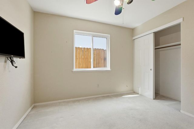 5136 Rosbury Dell Pl, Antelope, CA 95843