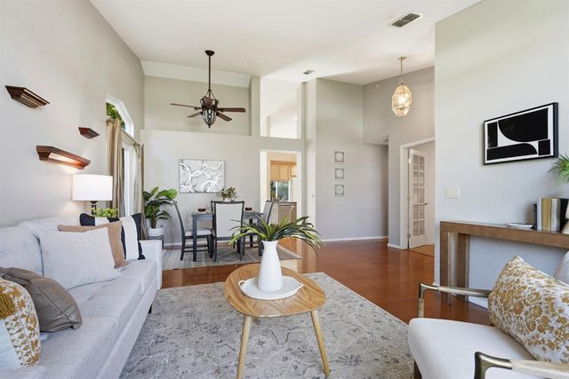 5136 Rosbury Dell Pl, Antelope, CA 95843