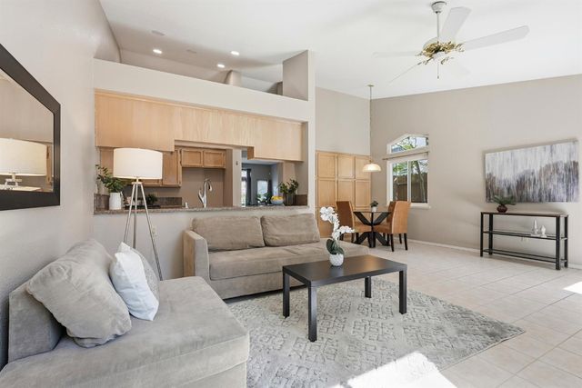 5136 Rosbury Dell Pl, Antelope, CA 95843