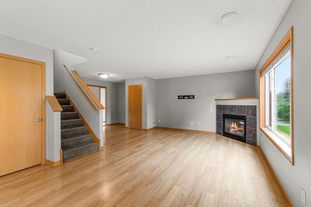1685 Philipp Way, Shakopee, MN 55379