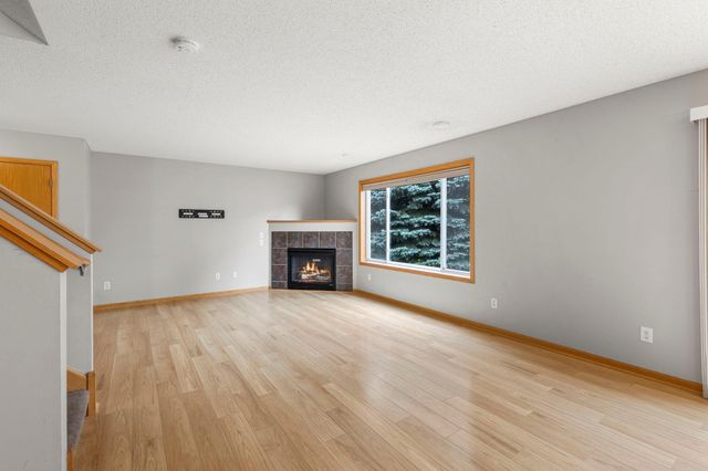1685 Philipp Way, Shakopee, MN 55379
