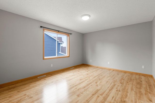 1685 Philipp Way, Shakopee, MN 55379