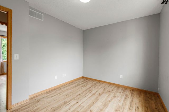 1685 Philipp Way, Shakopee, MN 55379