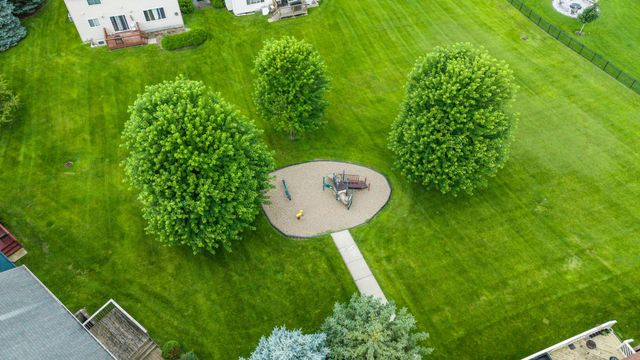 1685 Philipp Way, Shakopee, MN 55379