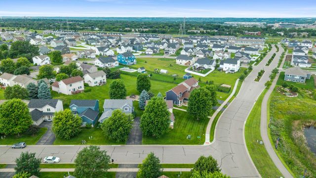 1685 Philipp Way, Shakopee, MN 55379