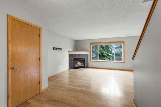 1685 Philipp Way, Shakopee, MN 55379