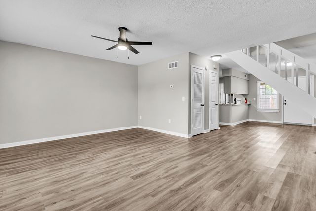 5737 Dewsbury Lane, North Charleston, SC 29418