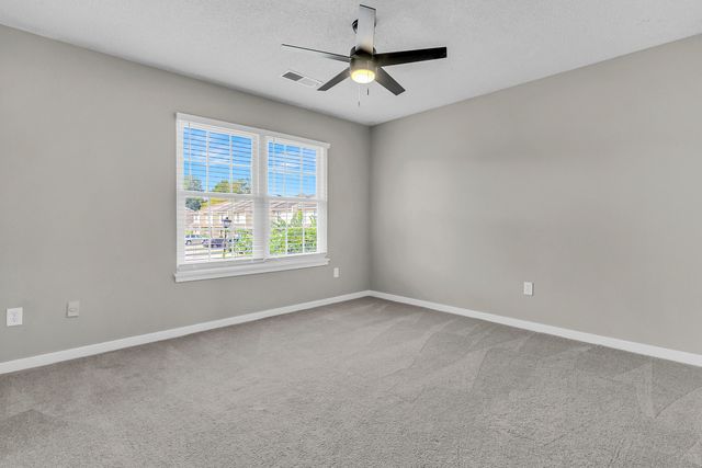 5737 Dewsbury Lane, North Charleston, SC 29418