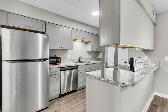 5737 Dewsbury Lane, North Charleston, SC 29418