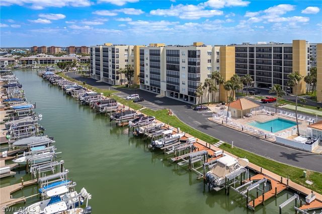 4481 Bay Beach LN 224, Fort Myers Beach, FL 33931