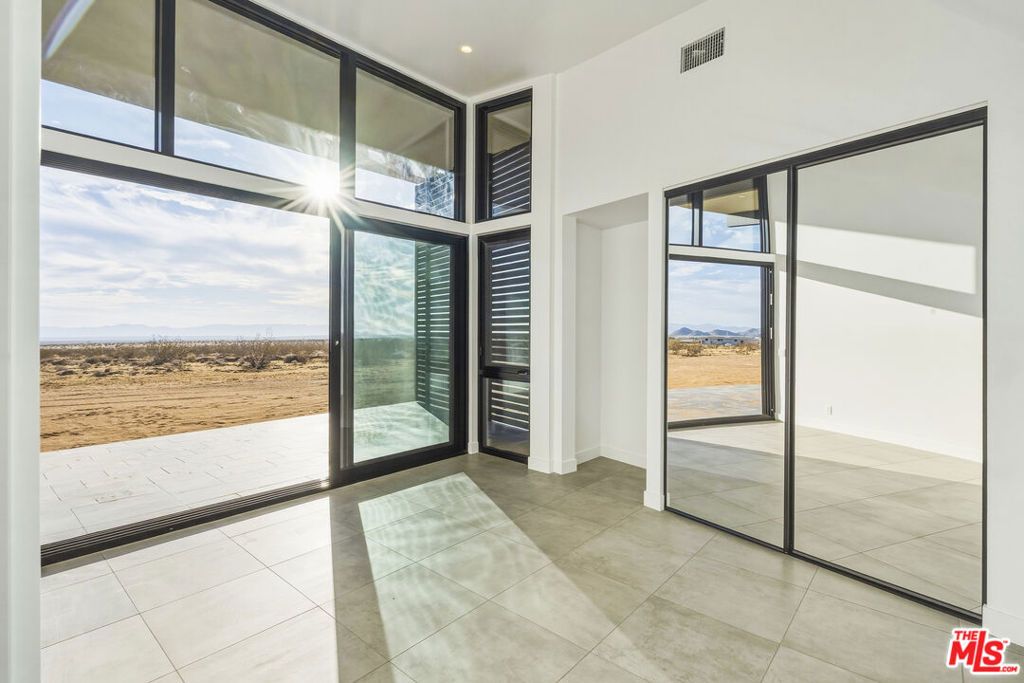 Image 20 of property listing at 250 Ducor Avenue, Landers, CA 92284