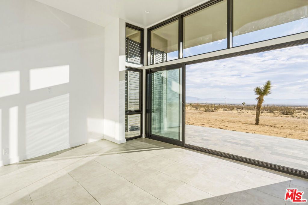 Image 23 of property listing at 250 Ducor Avenue, Landers, CA 92284