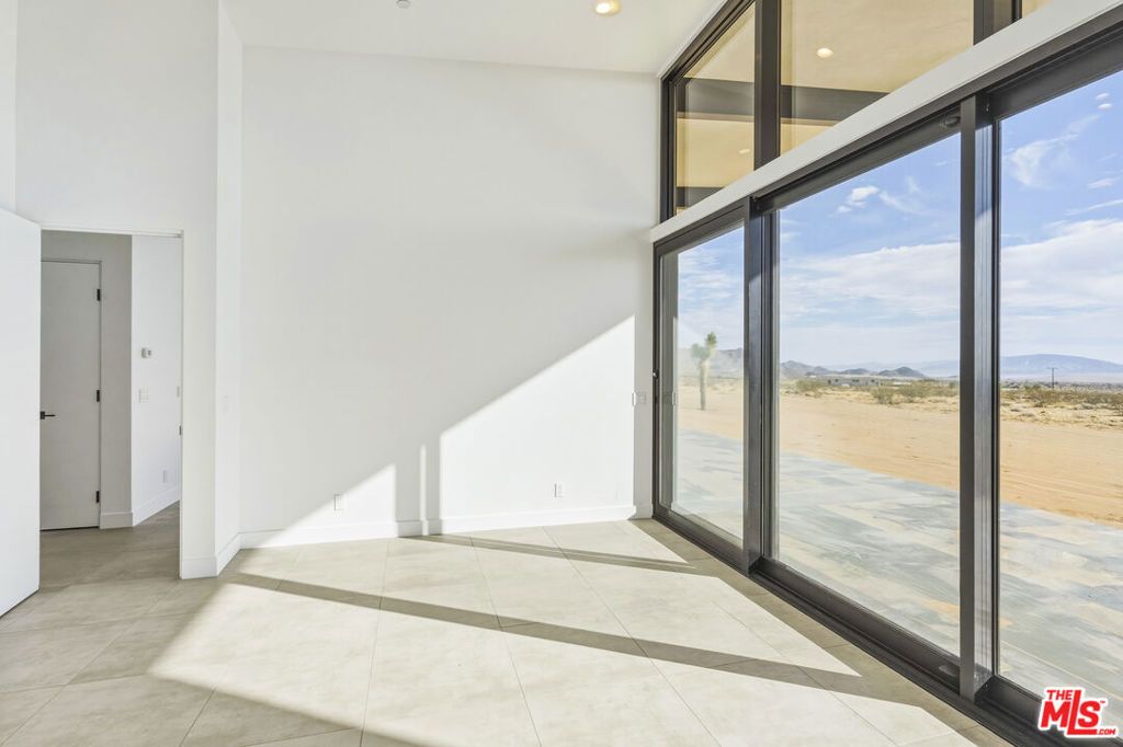Image 24 of property listing at 250 Ducor Avenue, Landers, CA 92284