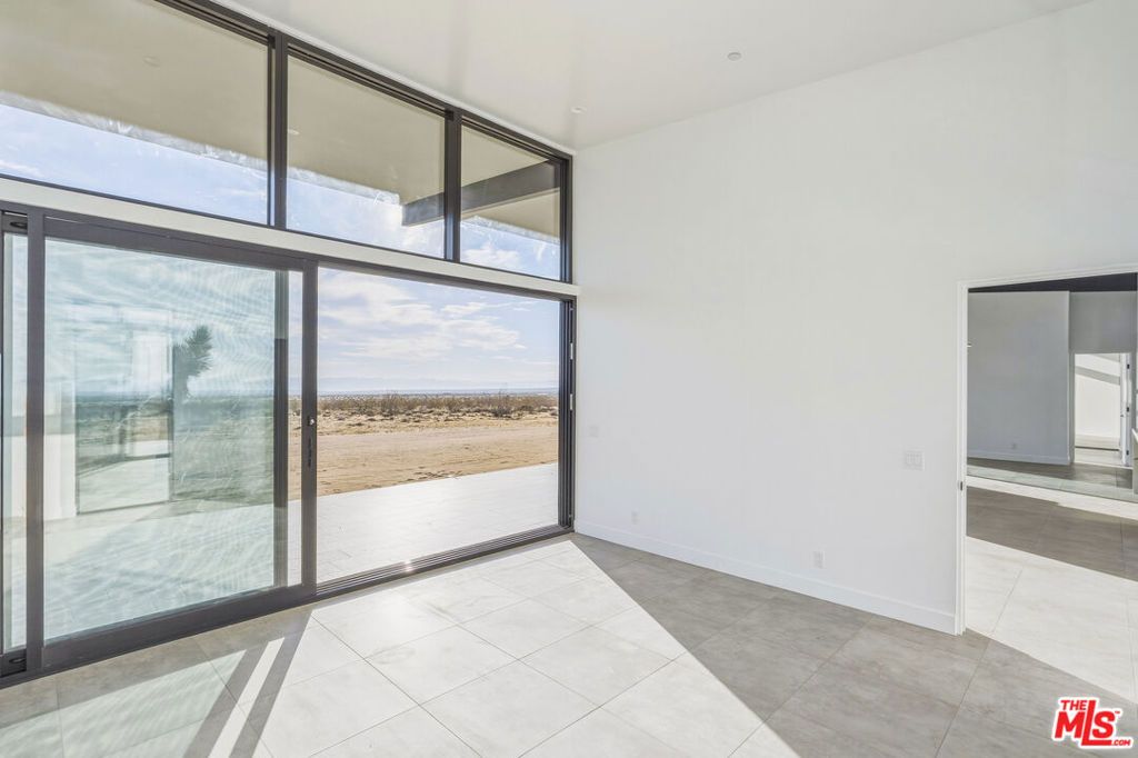 Image 26 of property listing at 250 Ducor Avenue, Landers, CA 92284