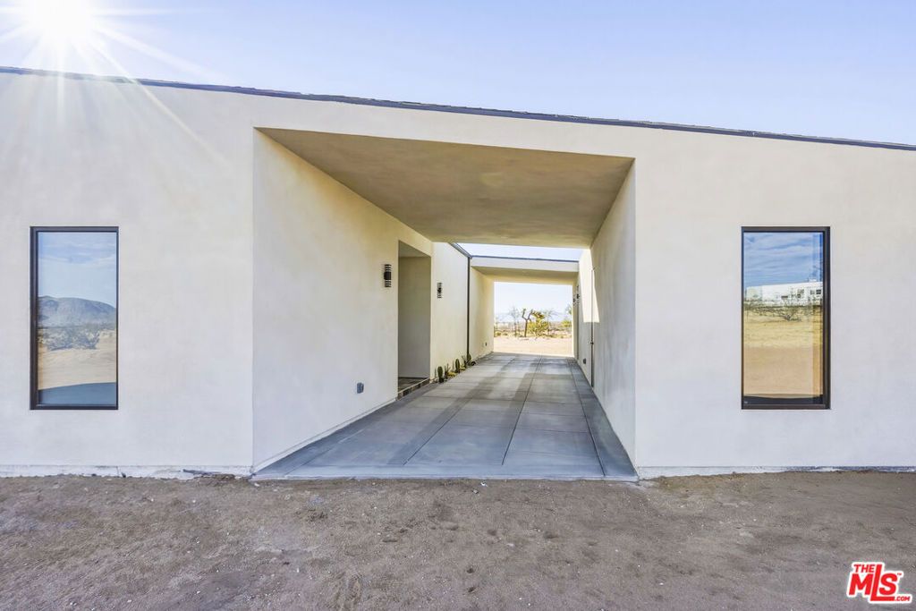 Image 47 of property listing at 250 Ducor Avenue, Landers, CA 92284