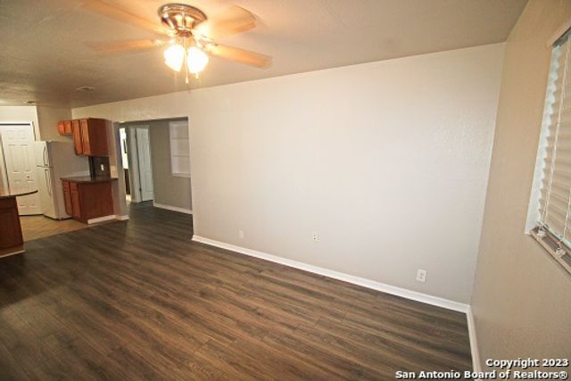819 Zachry Dr, San Antonio, TX 78228