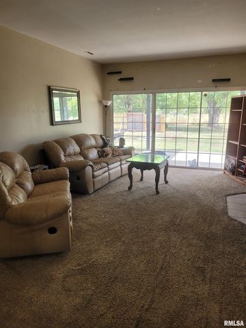 10270 N REYNOLDS Lane, Mt Vernon, IL 62864