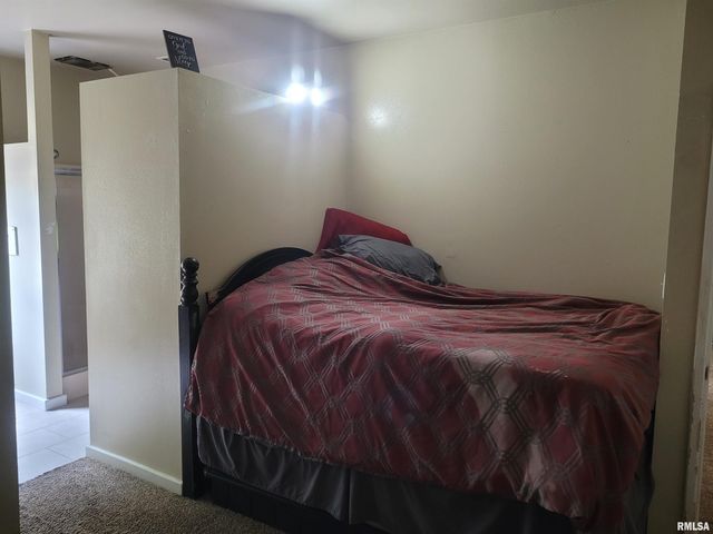 10270 N REYNOLDS Lane, Mt Vernon, IL 62864