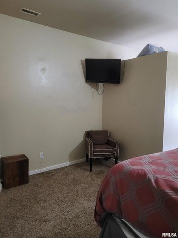 10270 N REYNOLDS Lane, Mt Vernon, IL 62864