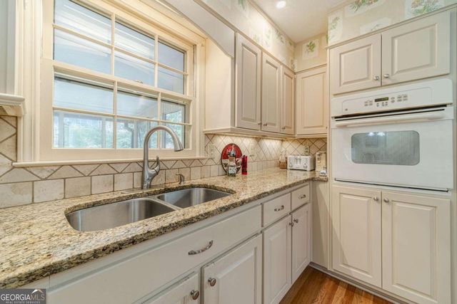 891 Cedar Trace SW, Lilburn, GA 30047