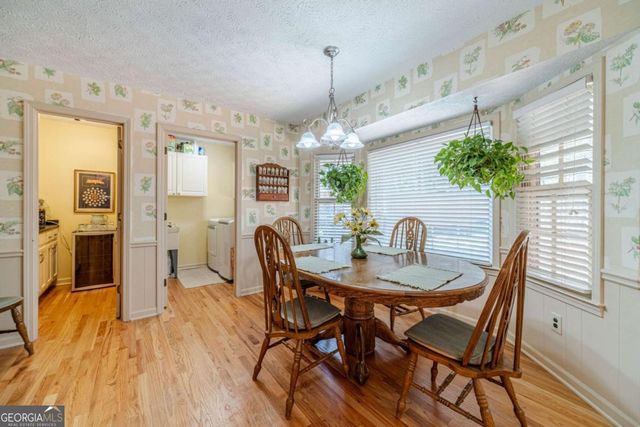 891 Cedar Trace SW, Lilburn, GA 30047