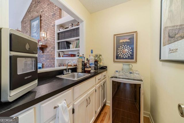 891 Cedar Trace SW, Lilburn, GA 30047