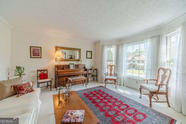 891 Cedar Trace SW, Lilburn, GA 30047