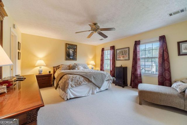 891 Cedar Trace SW, Lilburn, GA 30047