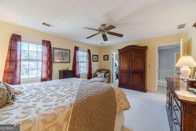 891 Cedar Trace SW, Lilburn, GA 30047