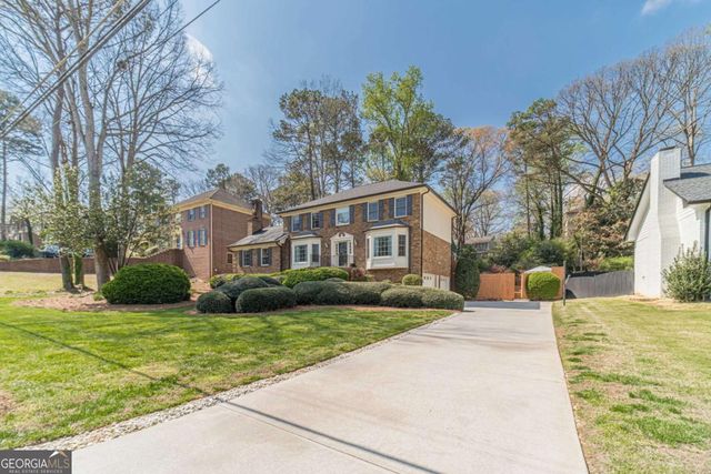 891 Cedar Trace SW, Lilburn, GA 30047