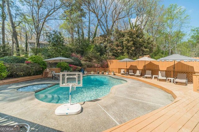 891 Cedar Trace SW, Lilburn, GA 30047