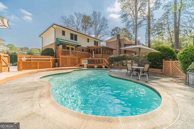 891 Cedar Trace SW, Lilburn, GA 30047