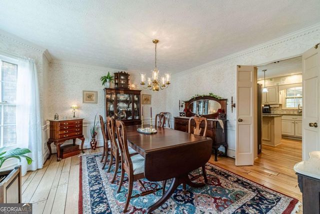 891 Cedar Trace SW, Lilburn, GA 30047