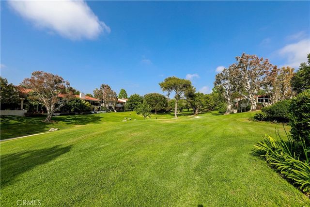 406 Carlotta, Newport Beach, CA 92660