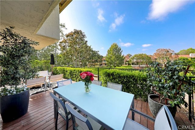 406 Carlotta, Newport Beach, CA 92660