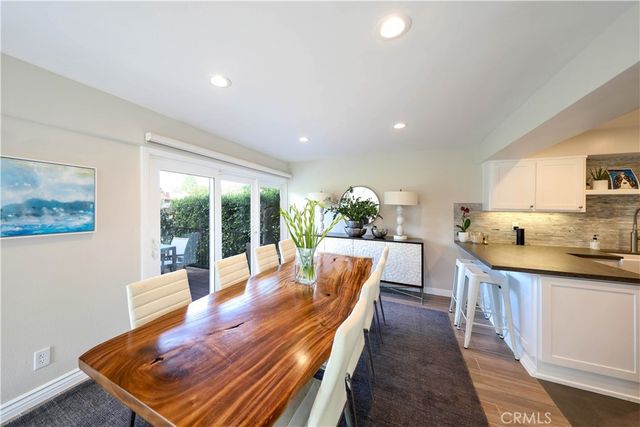 406 Carlotta, Newport Beach, CA 92660
