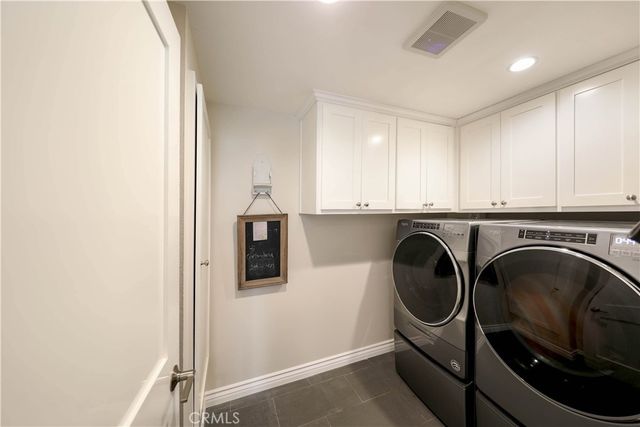 406 Carlotta, Newport Beach, CA 92660