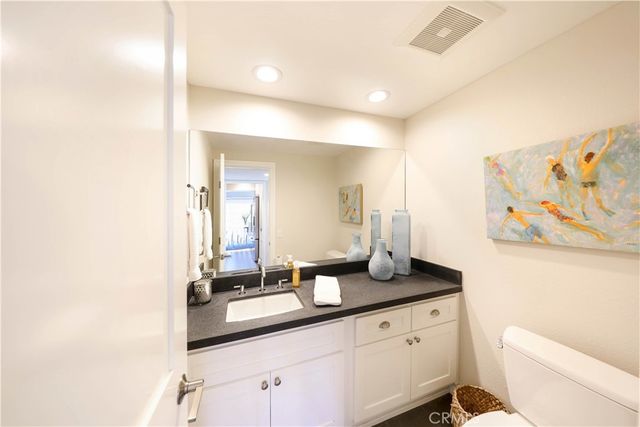 406 Carlotta, Newport Beach, CA 92660