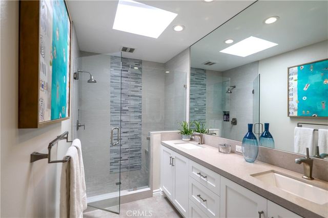 406 Carlotta, Newport Beach, CA 92660