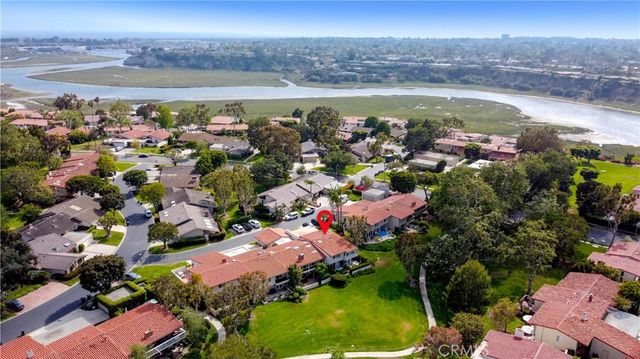 406 Carlotta, Newport Beach, CA 92660
