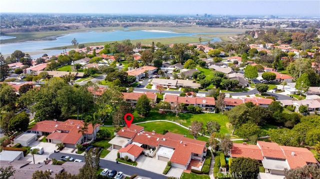 406 Carlotta, Newport Beach, CA 92660