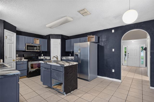 12803 LAKE VISTA DRIVE, Gibsonton, FL 33534