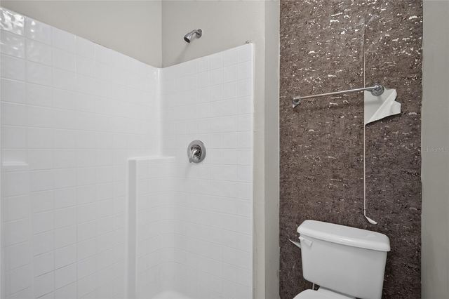 12803 LAKE VISTA DRIVE, Gibsonton, FL 33534