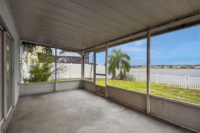 12803 LAKE VISTA DRIVE, Gibsonton, FL 33534