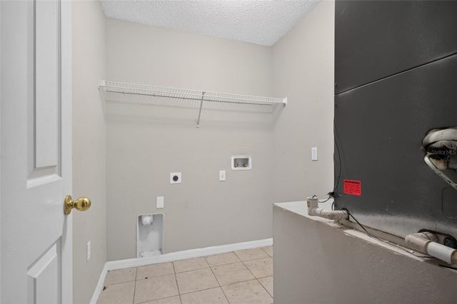 12803 LAKE VISTA DRIVE, Gibsonton, FL 33534