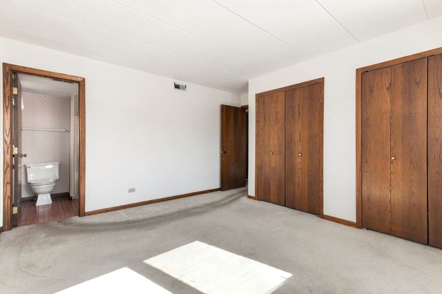 15651 Garden View Court 2D, Orland Park, IL 60462